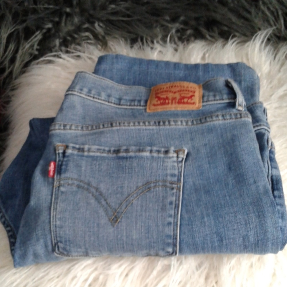 Levi jeans